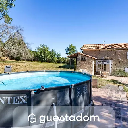 La Courberie - Piscine - Petfriendly Vakantiehuis